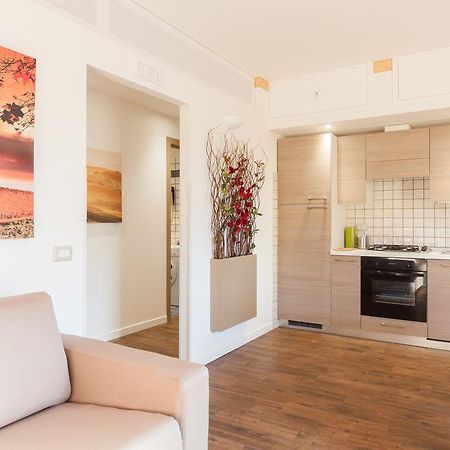 Almes Apartments Рим Стая снимка