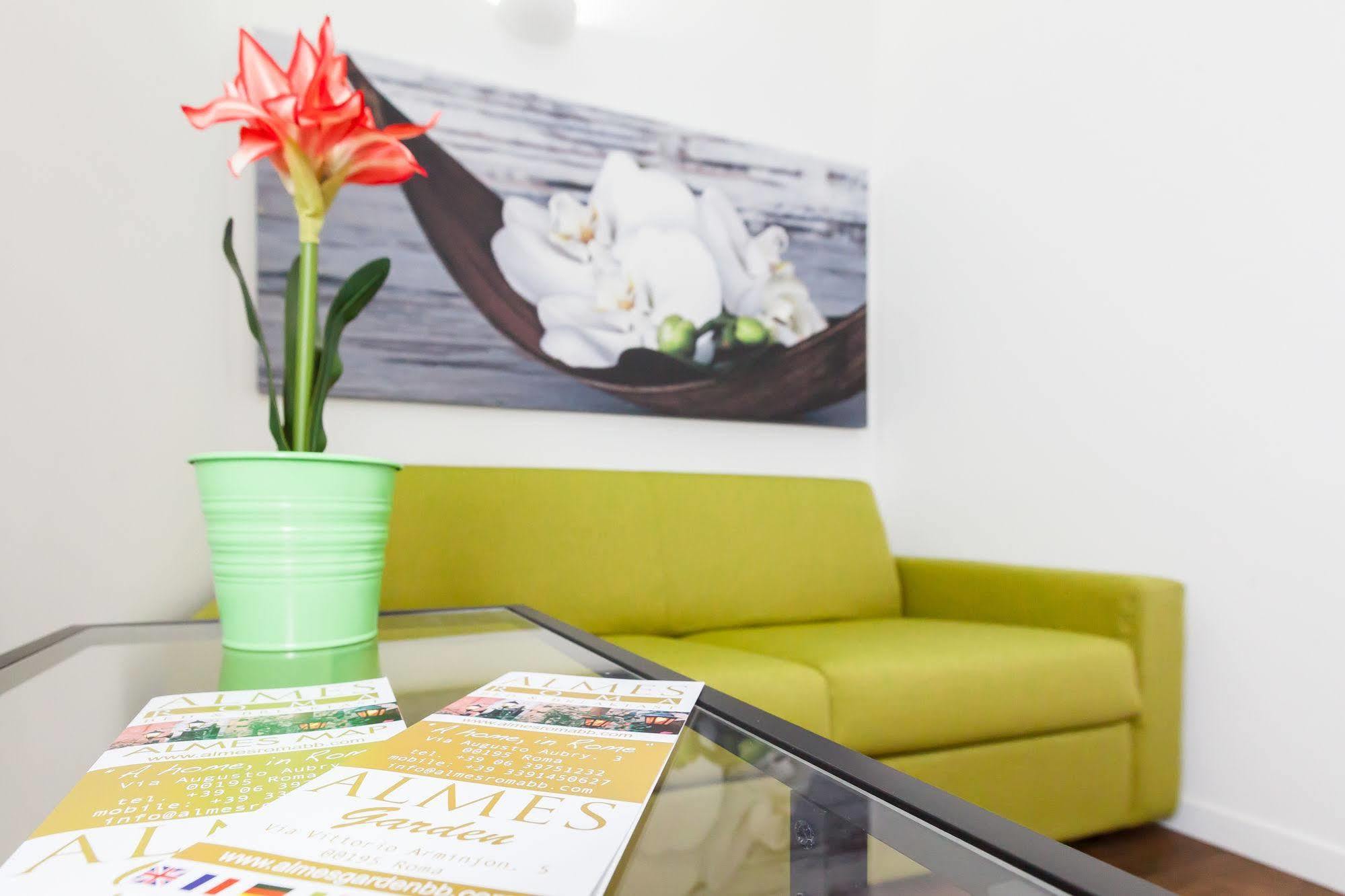 Almes Apartments Рим Екстериор снимка